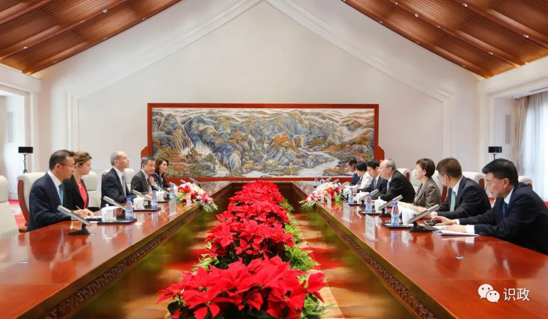 尹力會見英國怡和集團執行主席.png 尹力會見英國怡和集團執行主席.png