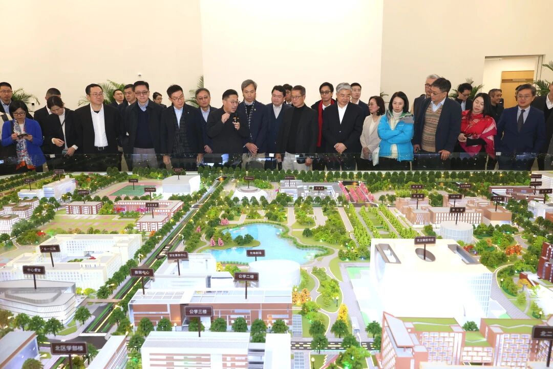 香港特區代表團考察北京城市副中心，學習借鑒規劃建設管理經驗-壓縮.jpg