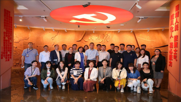 傳承紅色基因，共商外事宣傳 人民網第四黨支部、北京分公司黨支部與北京市外辦新聞處黨支部、協調處黨支部聯合開展主題黨日活動